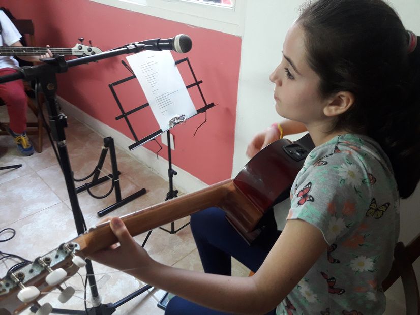 Guitarra en Abre tu Música 5